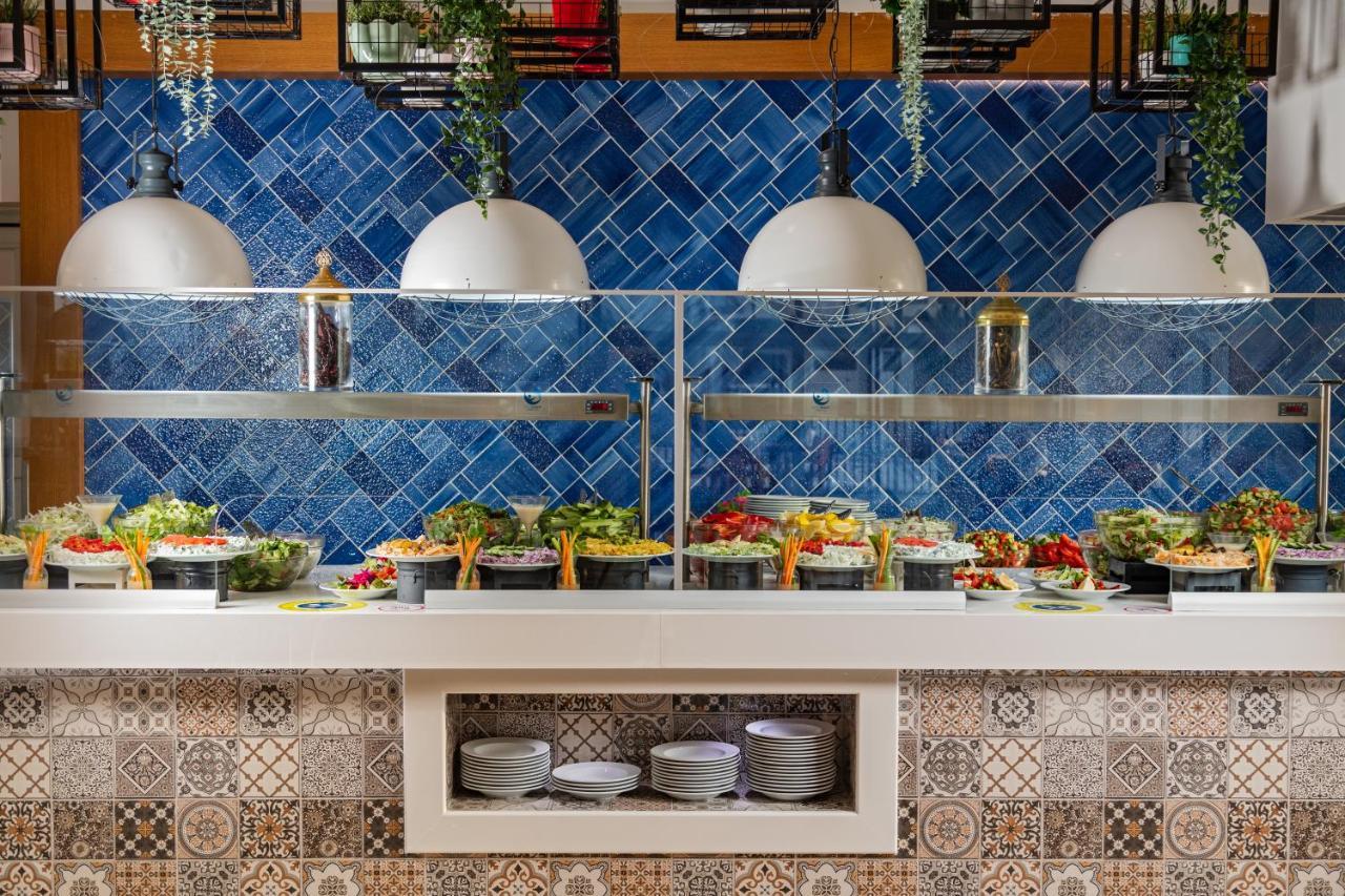 Aqi Hydros Club Hotel Kemer Exterior photo A salad bar