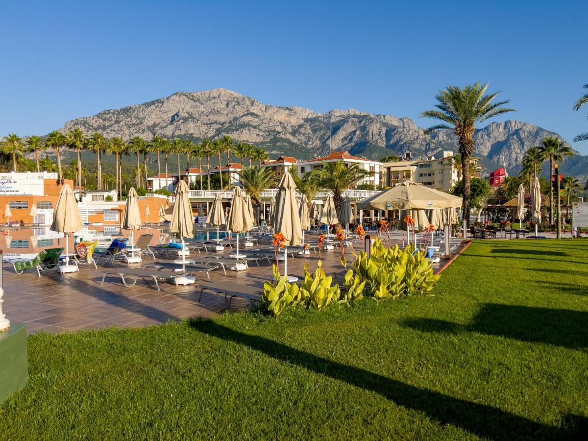 Aqi Hydros Club Hotel Kemer Exterior photo A view of the resort