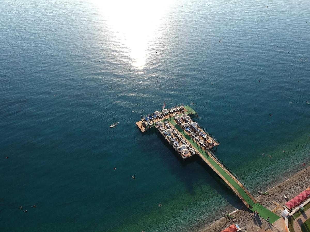 Aqi Hydros Club Hotel Kemer Exterior photo Aerial view of the pier